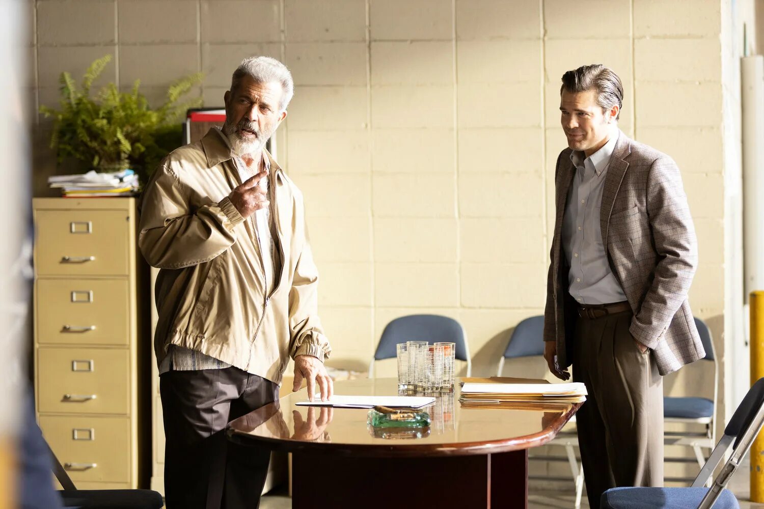 парни под прикрытием (panama) 2022. парни под прикрытием. парни под прикрытием (panama) 2022. под прикрытием фильм 2022. панама фильм 2022.