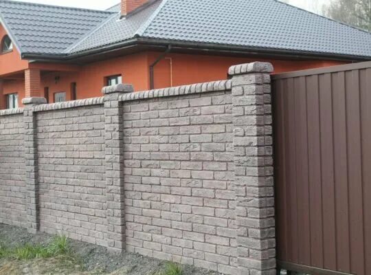 Заборы из серого кирпича фото A guverna cilia licitaţie murki ogrodzeniowe mă plâng Collide Livra