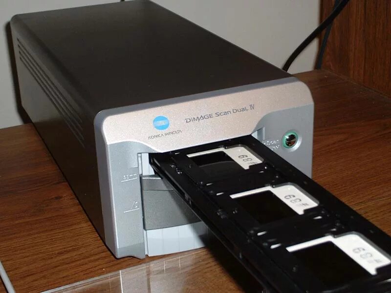 Dimage scan dual. Dimage scan dual. Konica minolta dimage сканер. Dimage scan dual. Сканер minolta dimage scan multi pro.