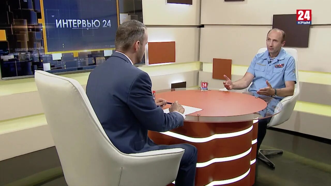 Передача андрея малахова украины. Прямой эфир телепередача. В гостях у малахова. Малахов 2023. Канал 60 минут.