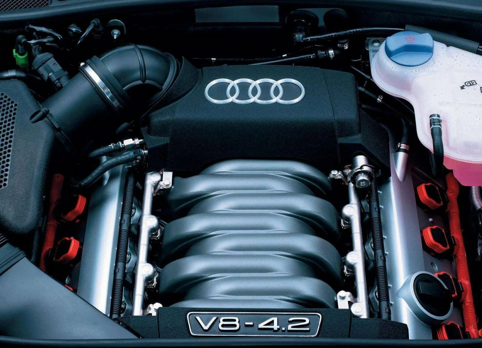 Ауди двиг. Audi a8 4.2 v8. Audi a8 v8. Audi a6 v8. Audi a6 c4 v8 4.2.