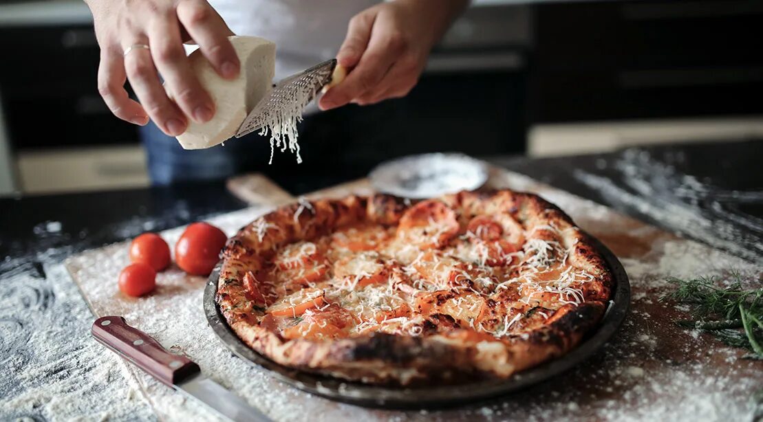 How make pizza. How make pizza