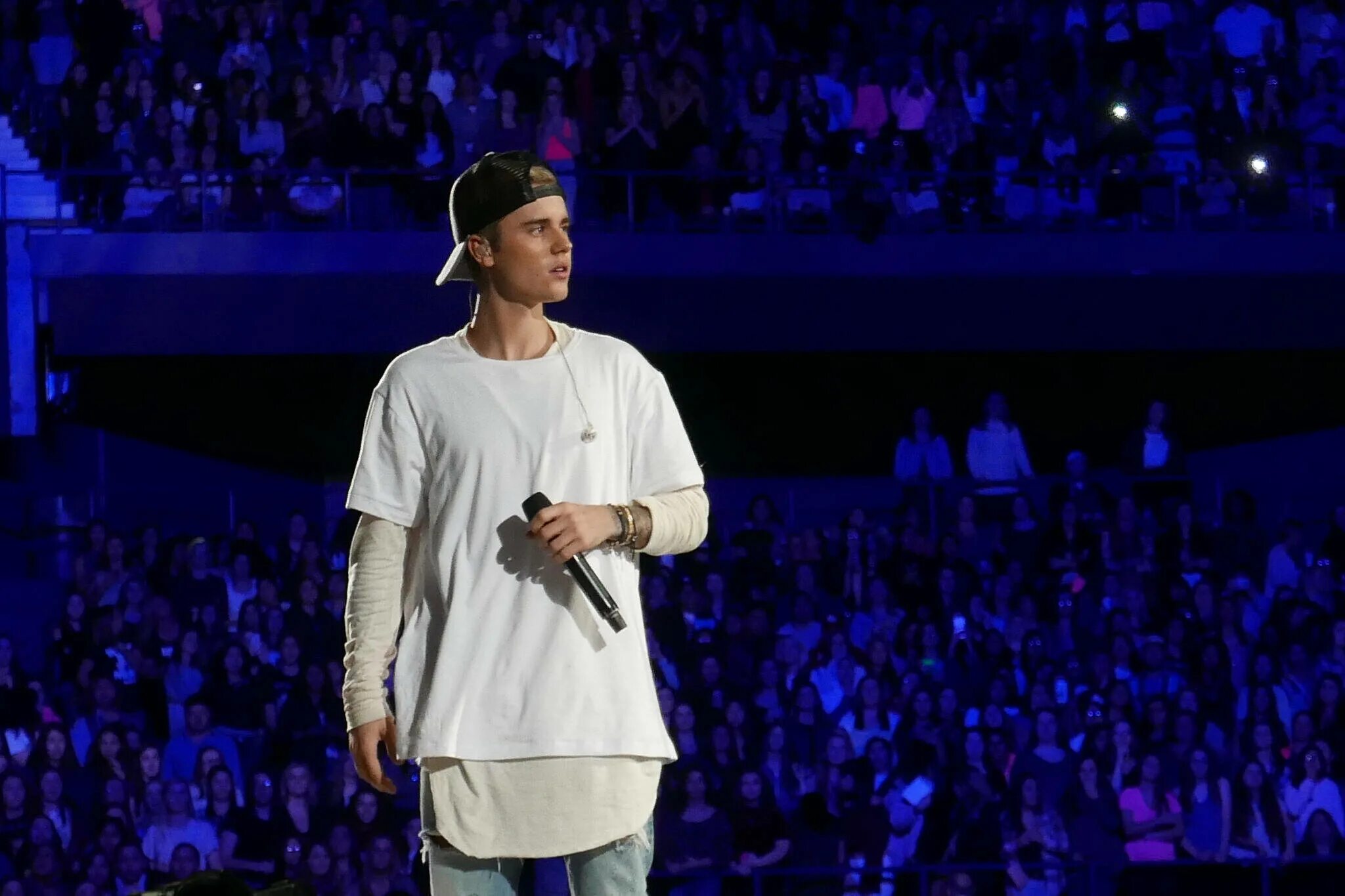 Beats bieber. Justin bieber 2025. джастин бибер 2025. джастин бибер концерт 2025. джастин бибер 2025 на сцене.