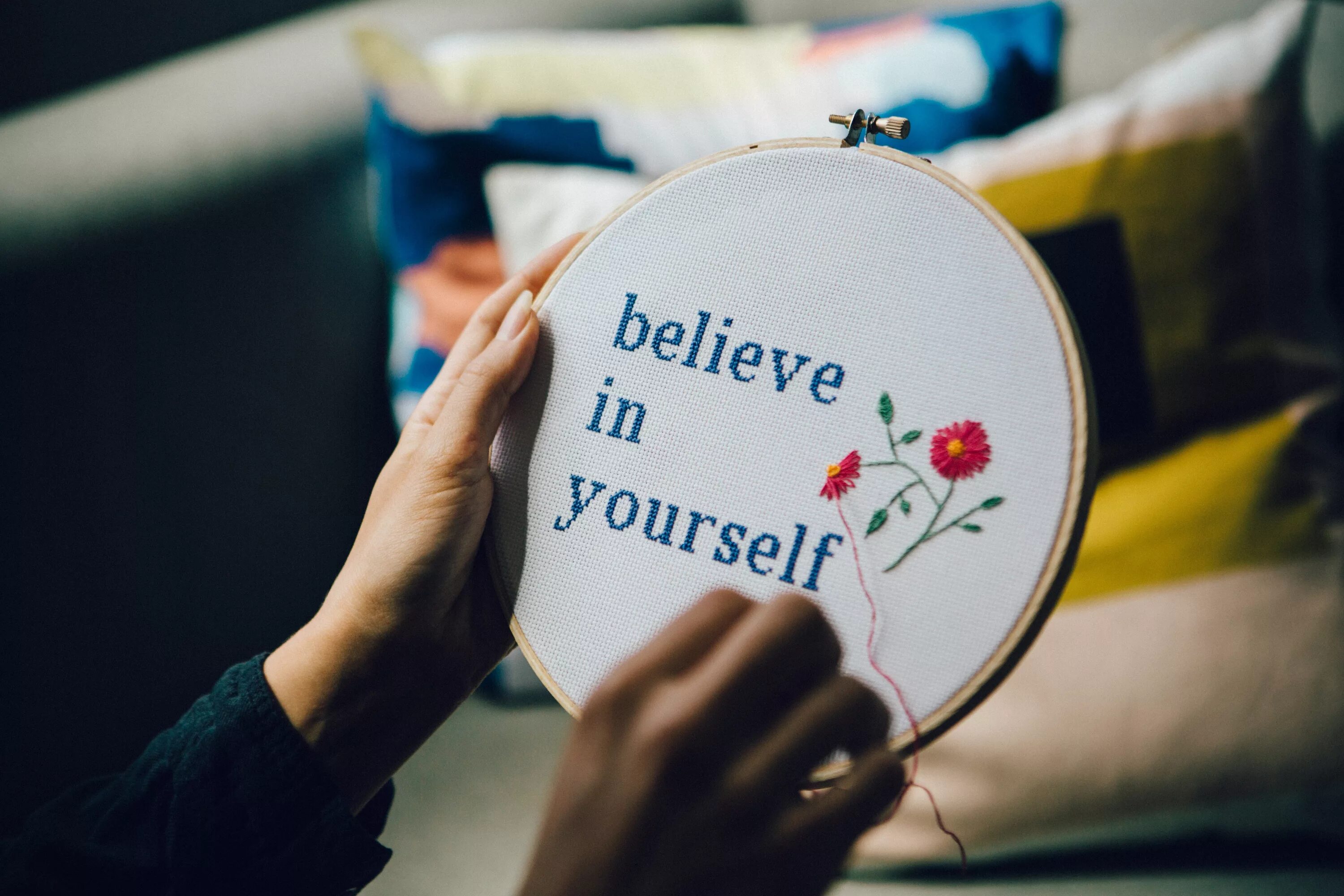Give yourself перевод. Believe in yourself. believing yourself.