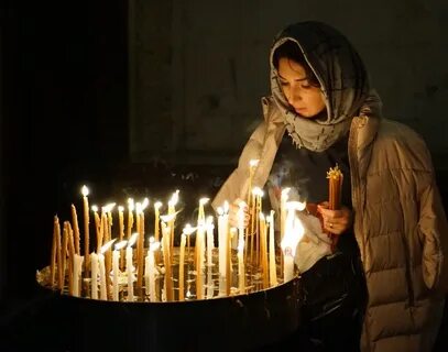 Как ставить свечку за человека