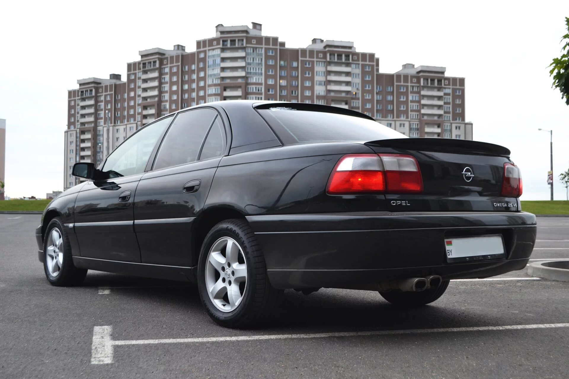 Опель омега купить в россии. Опель Омега 2003 года. Opel Omega a 2.6. Opel Omega b 2003. Опель Омега 2004.