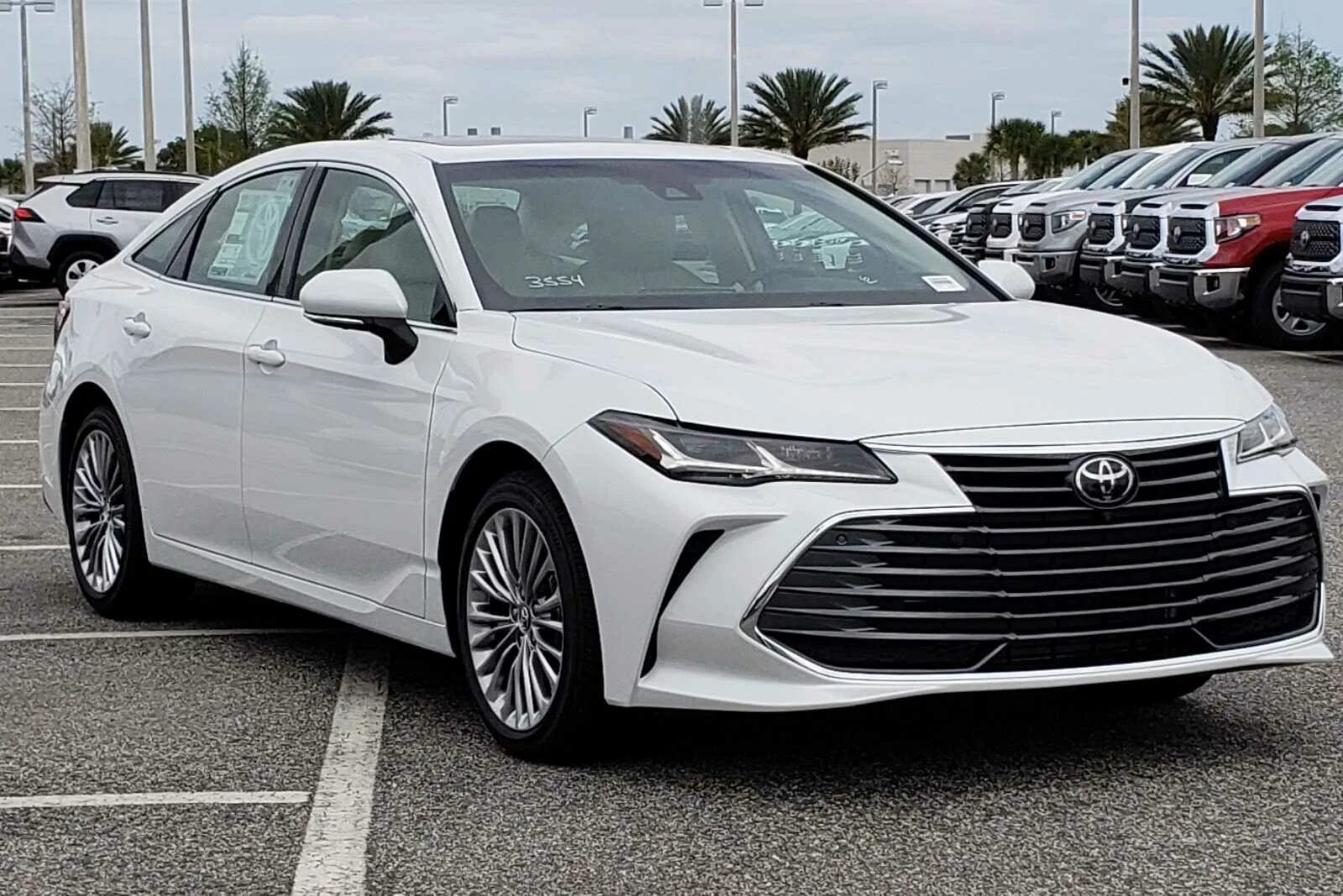 Тойота авалон сколько. Тойота Авалон 2019. Toyota Avalon 2018. Toyota Avalon 2019 Limited. Toyota Avalon Limited 2020.