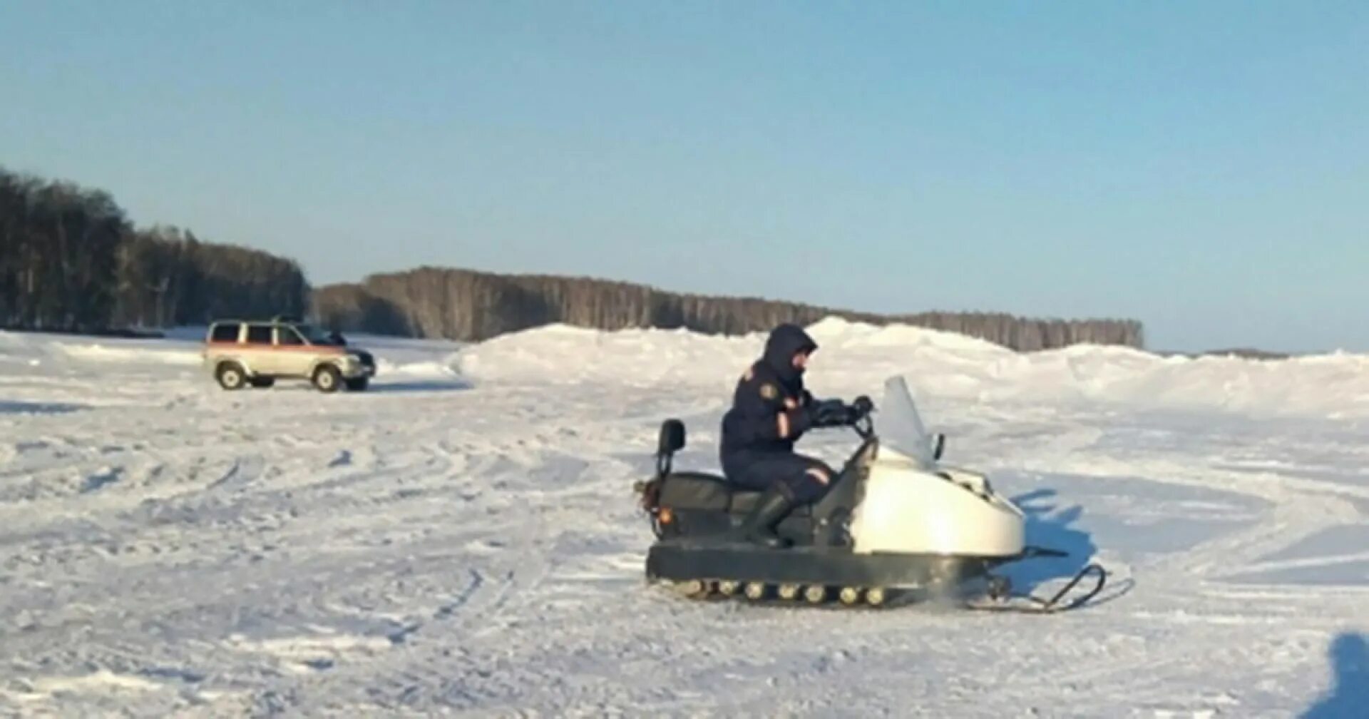 Снегоход polaris widetrak iq. Буран скидуха. Снегоход polaris iq 600. Ski-doo expedition 1000 2006г. Polaris iq 600 widetrak.