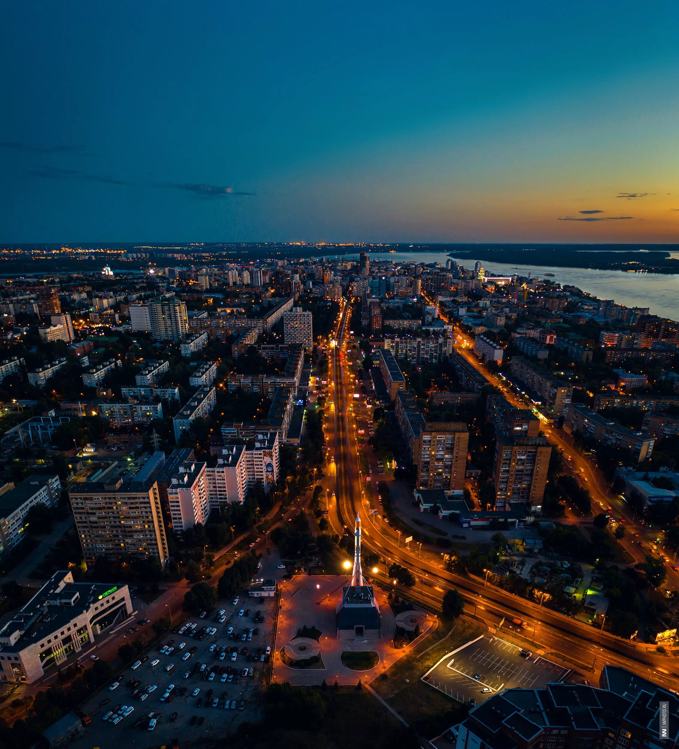 Вид города самары. Самара (город). Вечерняя Самара. Города России Самара. Ночной город Самара.