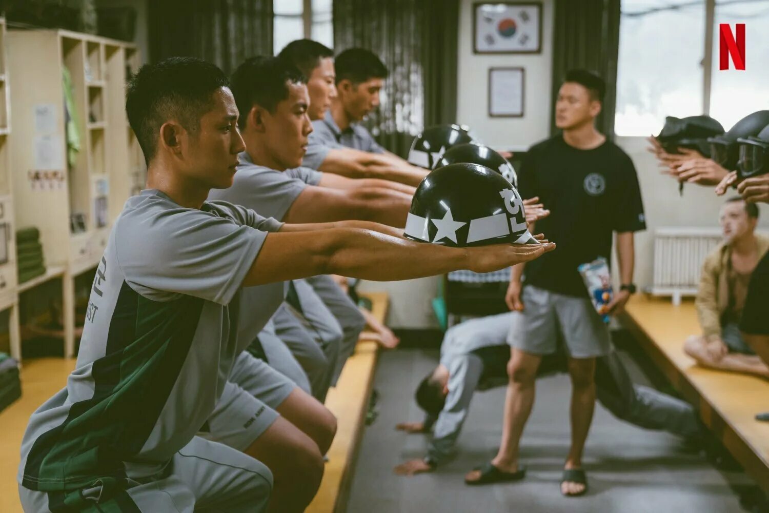 охотник за дезертирами сериал. охотник за дезертирами корея. охотник за дезертирами сериал. охотник за дезертирами корея. охотник за дезертирами дорама.