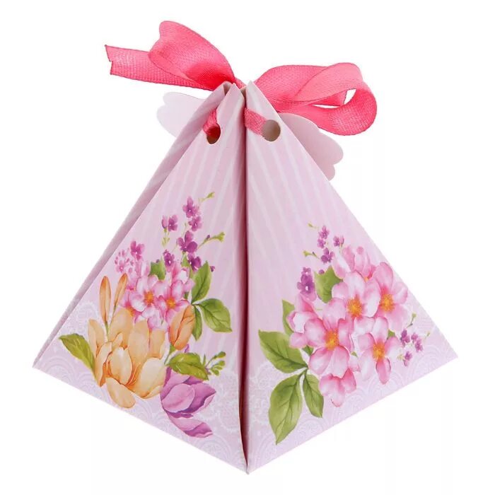 Коробочка пирамида. Подарочные треугольные коробки. Коробка из картона пирамидка. Коробочка пирамидка. Пирамида из коробки.