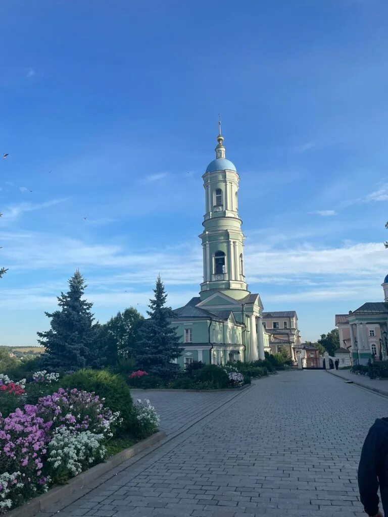 Святые калужской области. Боровск. Достопримечательности Земетчино Пензенской области. Боровский Пафнутьевский мужской монастырь. Земетчино Пензенской области красивые места.