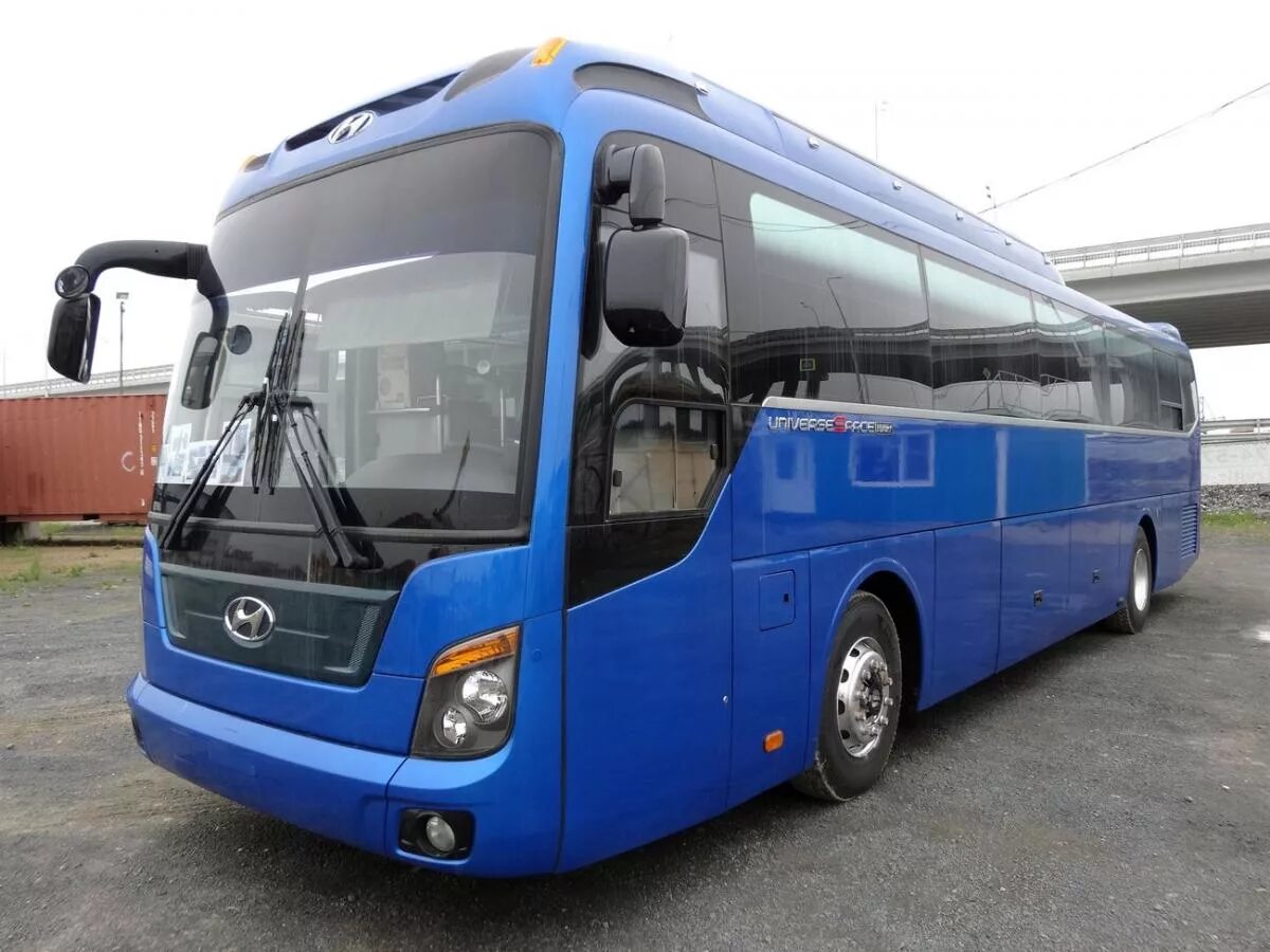 Купить автобус хундай. Hyundai Universe Space Luxury 2012. Hyundai Universe Noble ex 12.5. Hyundai Universe 47св. Hyundai Universe Space Luxury 45 мест.