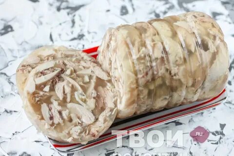 Рулет в бутылке из курицы с желатином