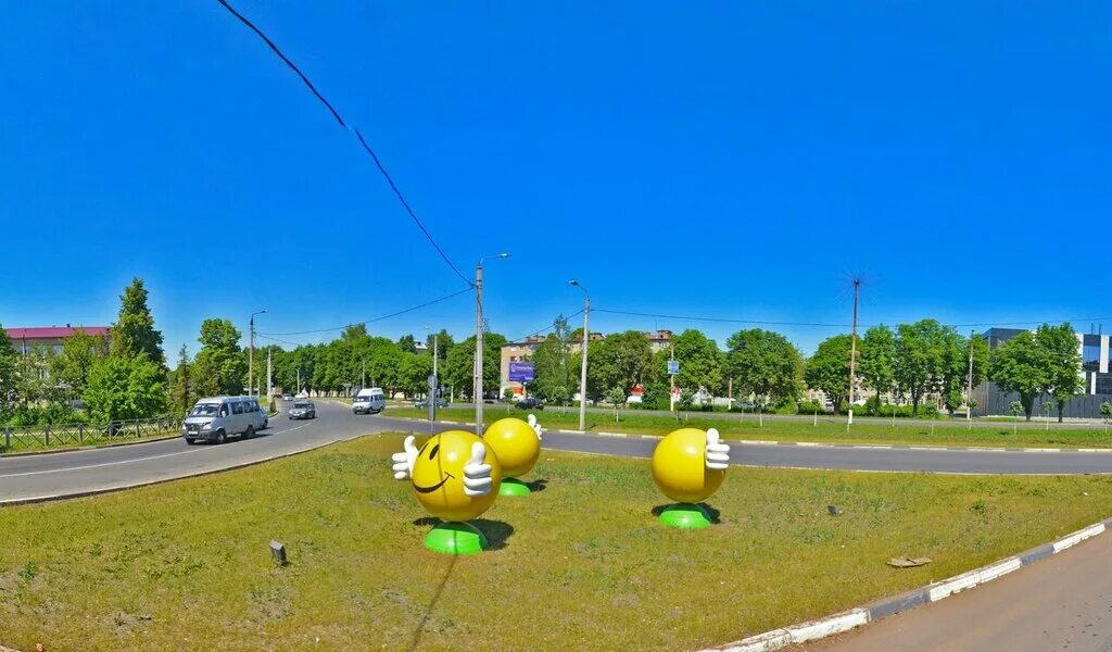 Смайл тула. Памятник смайлику в туле. новомосковск смайлики на дороге. тещин язык новомосковск. новомосковск (россия) тула.