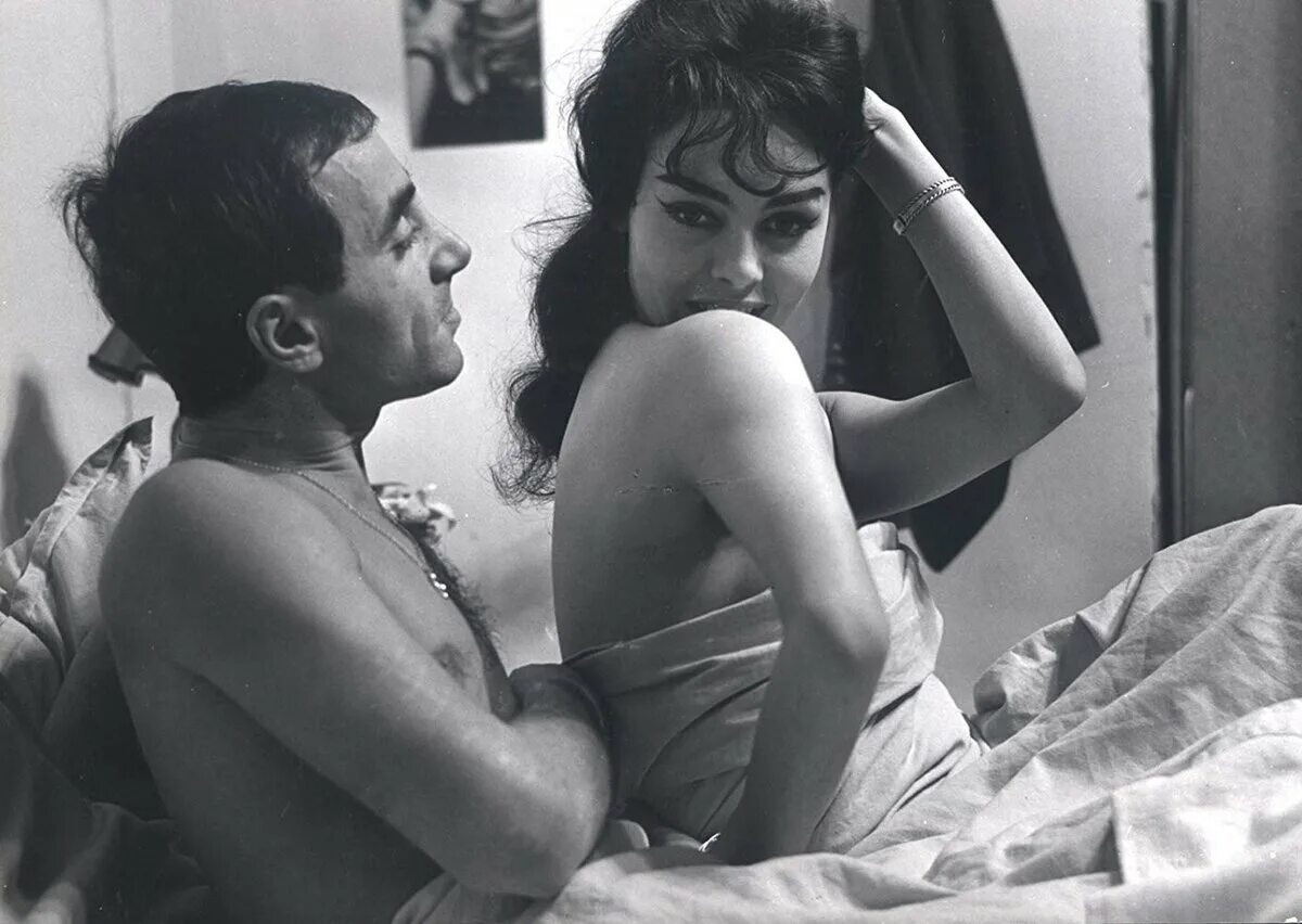 Shoot the piano player. Стреляйте в пианиста фильм 1960. Мишель Мерсье стреляйте в пианиста. 1960 Мишель Мерсье. Мишель Мерсье в фильме стреляйте в пианиста.