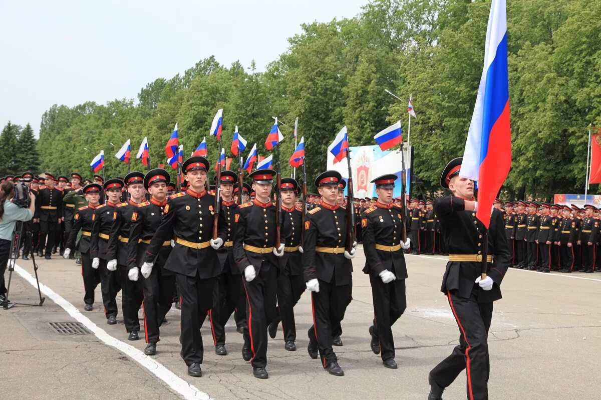 Суворовское военное училище Иркутск. Иркутское Суворовское военное училище Министерства обороны. Иркутск высшее военное училище. Минобороны в МССВУ.