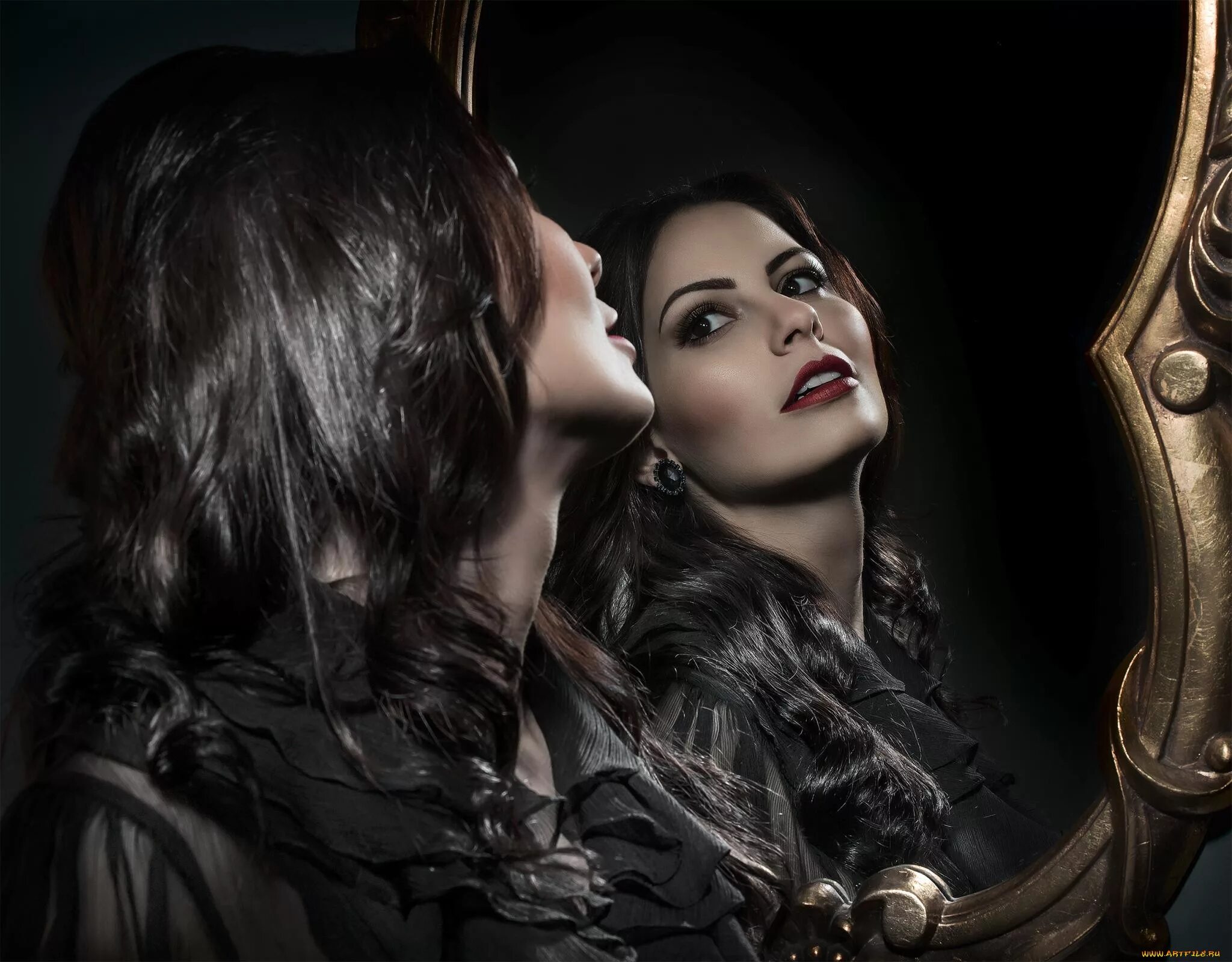 Останься любовь. Женщина уходит. Сообщение о пантере. Черный лев сколько осталось в мире. Остается быть темным.