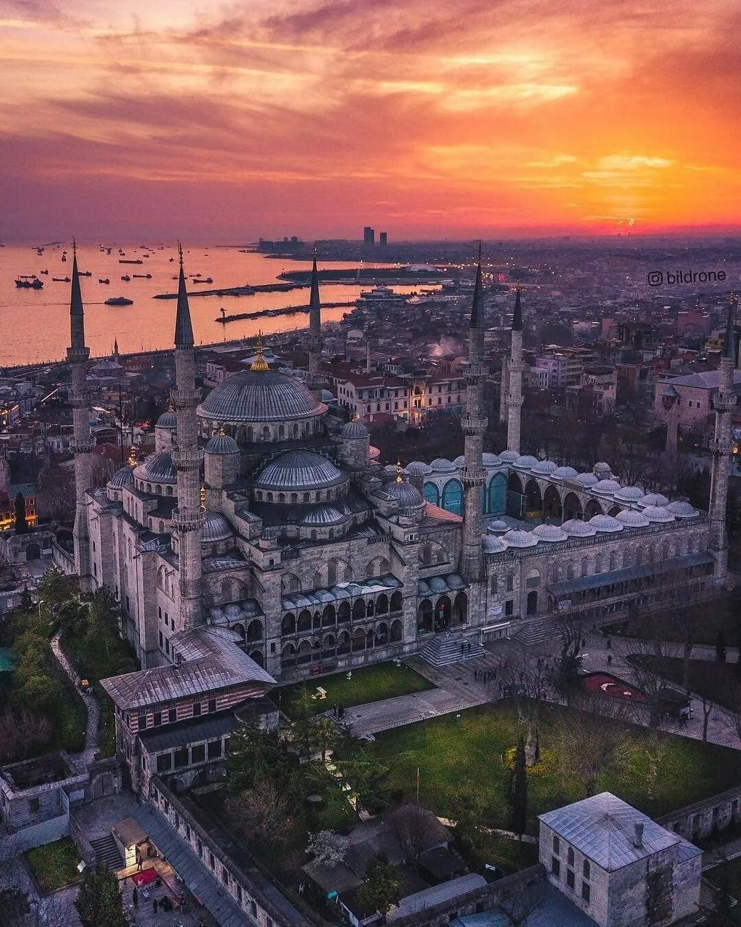 Город султанахмет. Турция Истамбул. Туреччина Стамбул. Столицы Турции Истанбул. Турция Бейоглу.