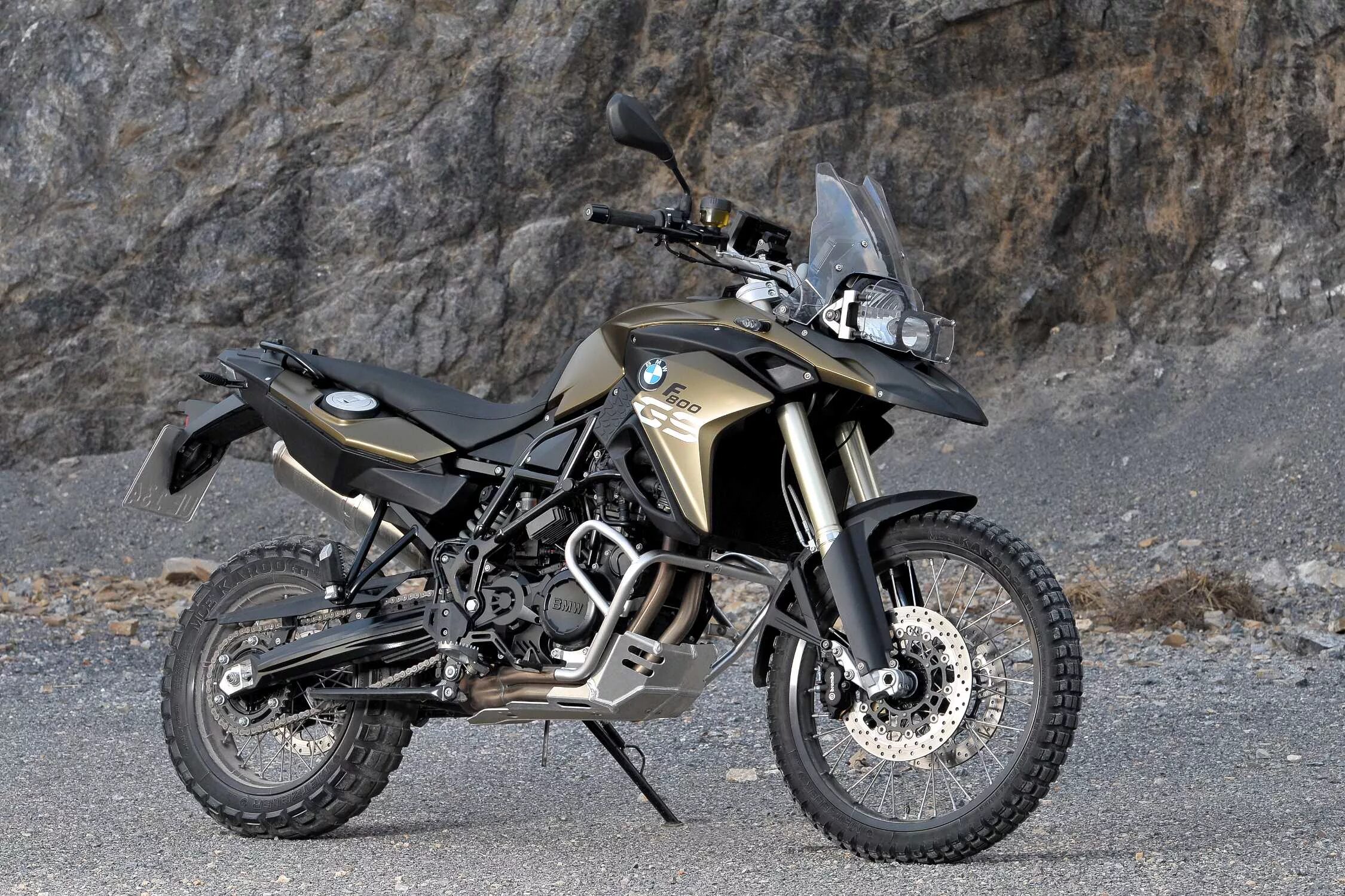 Бмв ф800гс. Bmw f800gs adventure 2014. Дорожные эндуро мотоциклы. Ямаха турэндуро 400. Туристический эндуро 400 кубов хонда.