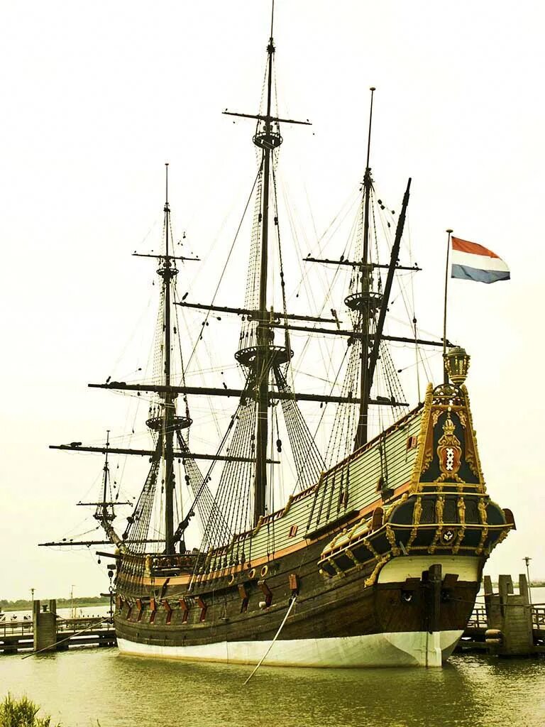 Great republic (1853 clipper). Парусное судно albert leo schlageter. Судно грейт истерн. Great ship. Боевые парусные корабли.