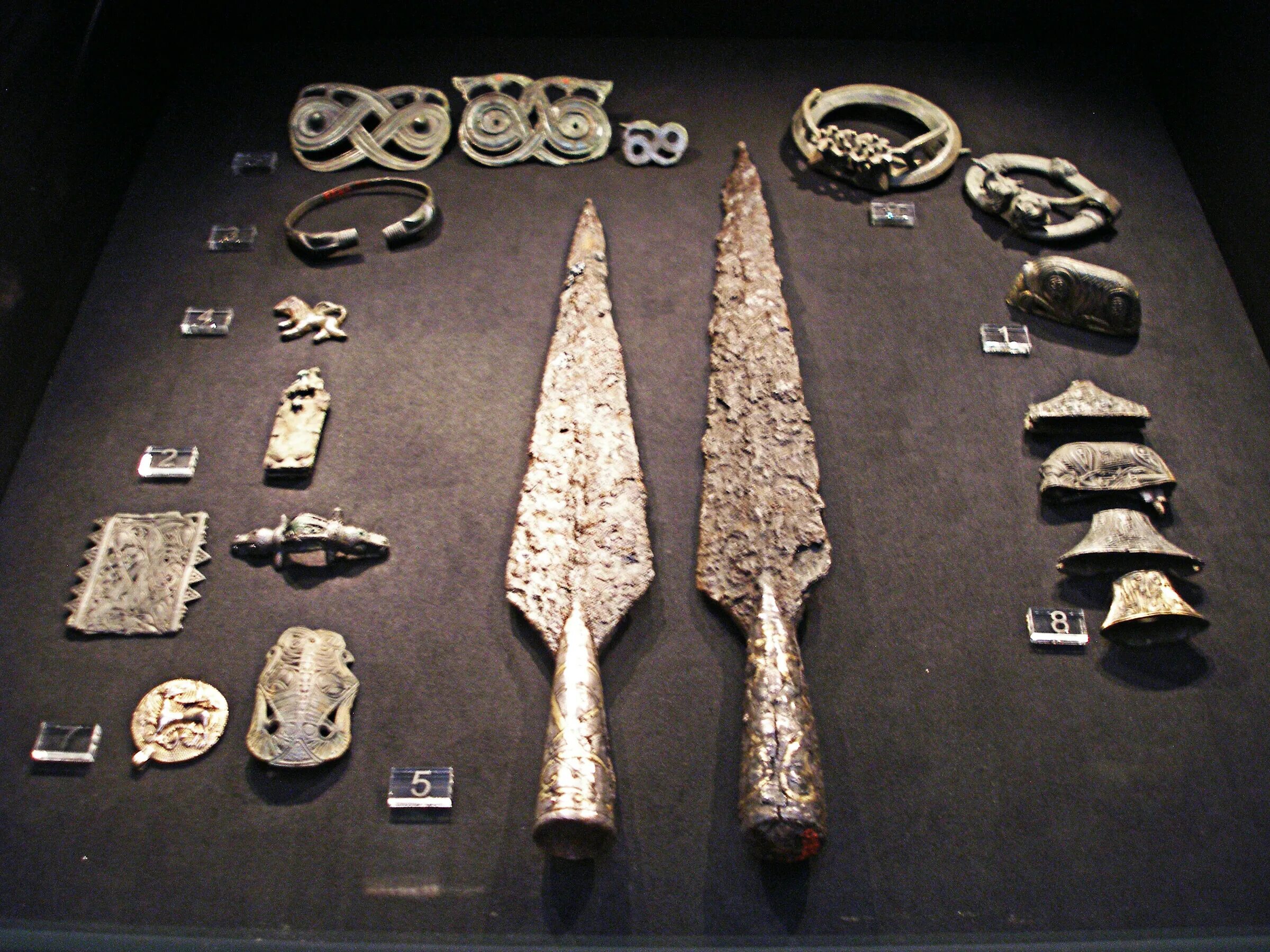 Древние изделия из металлов
