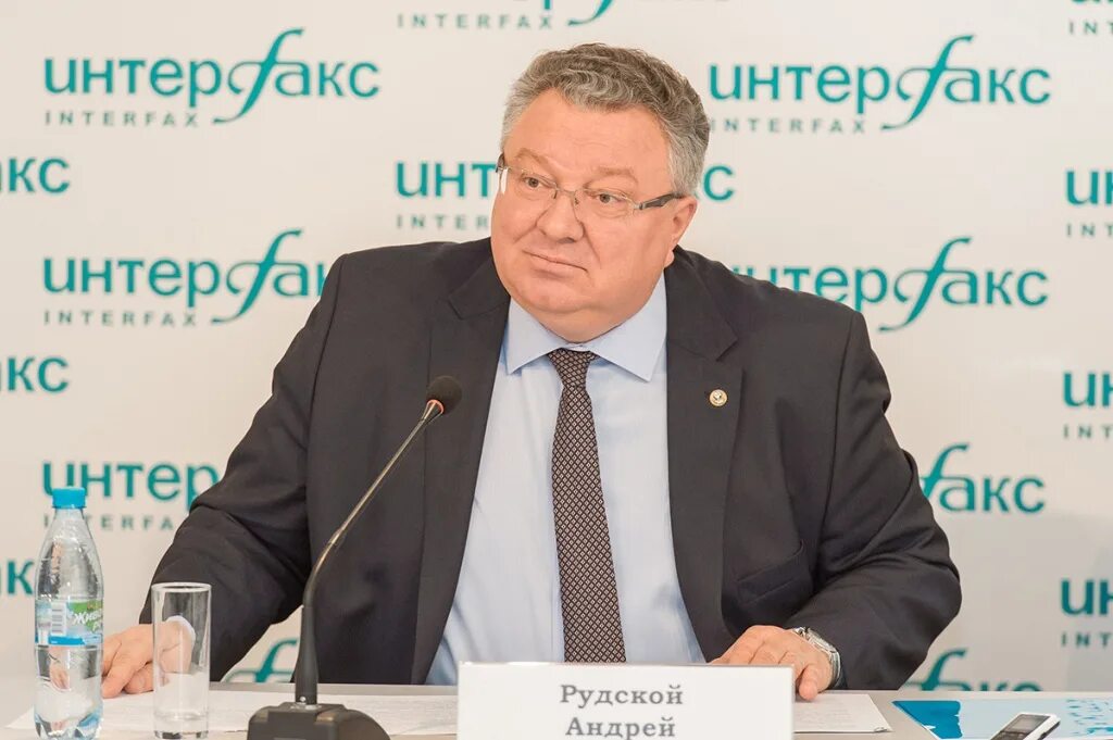 Интерфакс северо запад. Романецкая ольга николаевна. Интерфакс северо запад. Пресс-конференция интерфакс. Интерфакс северо-запад - ректор балтийского.