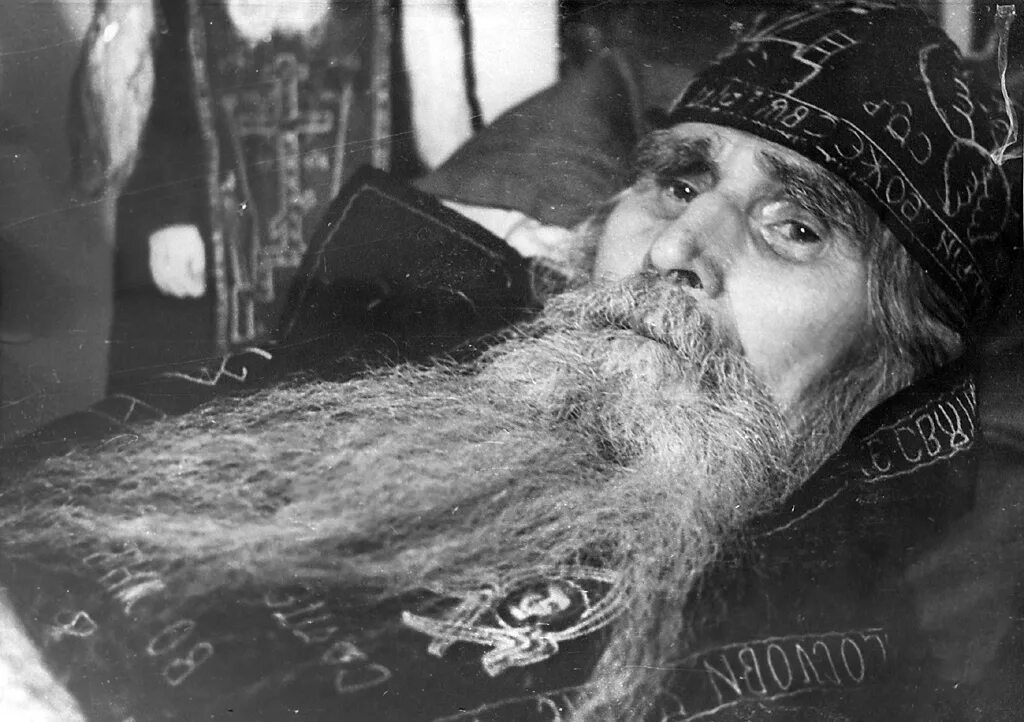 ареса сообществ матерей солдат погибших на украине. старец гавриил святогорец. старцев без. варсонофия оптинского (1913). пётр николаевич старцев алтайский писатель.