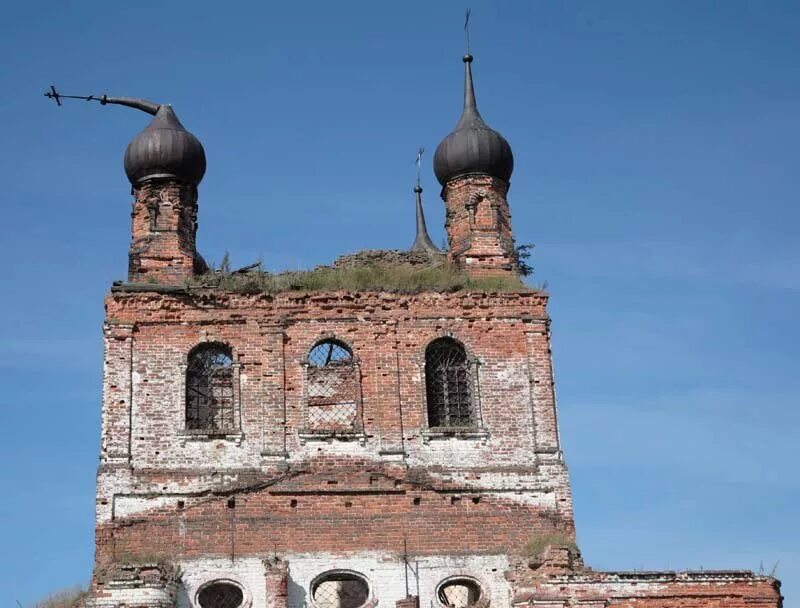 Село новотроицкое ярославская область. Церковь василия великого. Церковь одигитрии псков. Церковь василия великого. Деревня погост ярославская область.