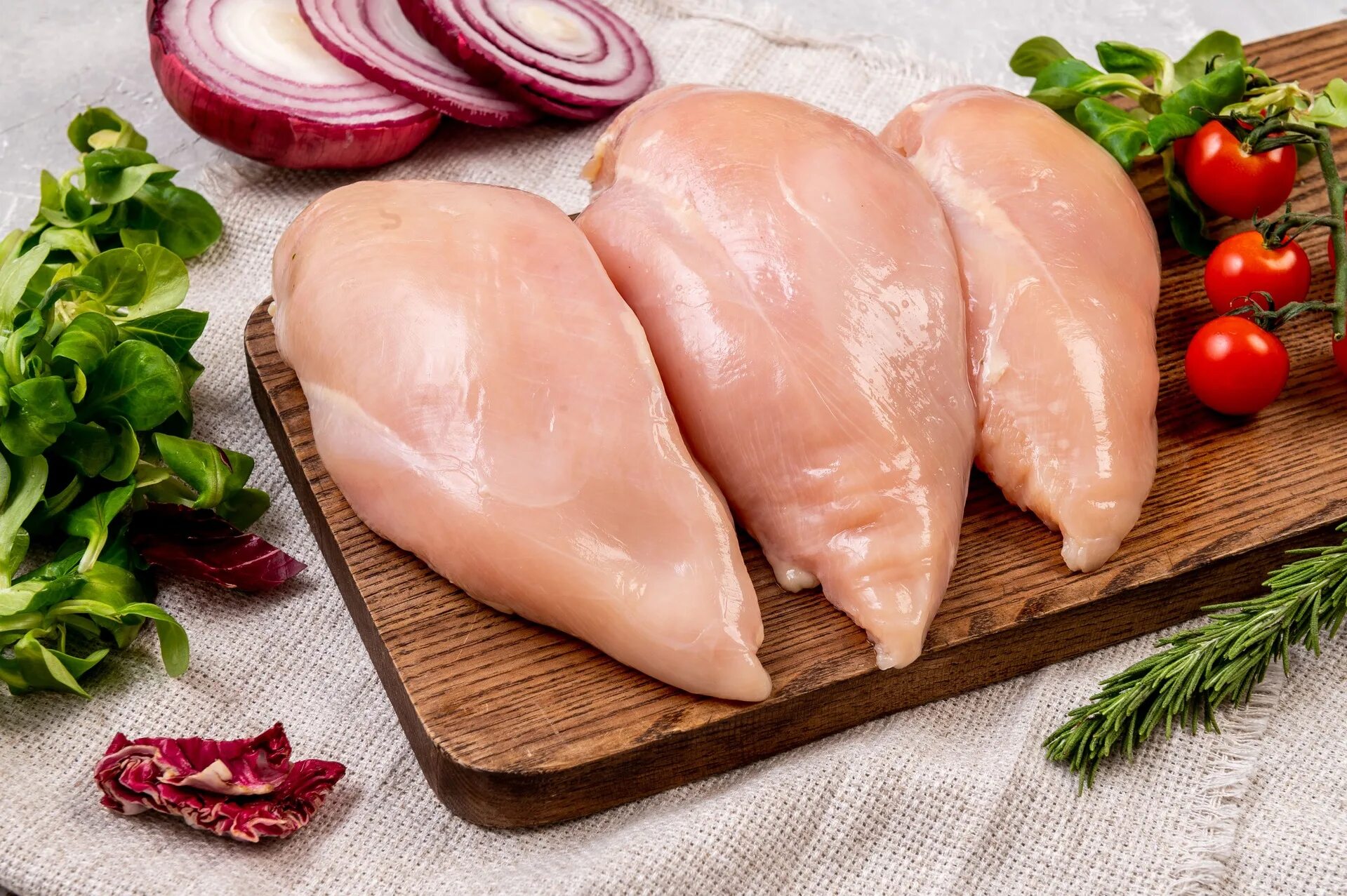 450г петелинка. Филе цыпленка. Боровская курица. Филе цыпленка. Куриная грудка филе черкизово.