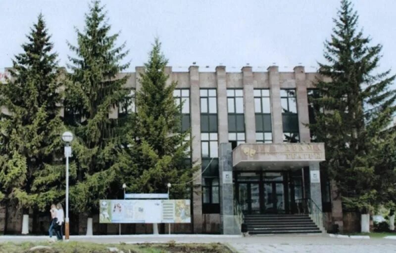 Татарский драматический театр набережные сайт челны. Татарский драмтеатр набережные челны. новый татарский драматический театр набережные челны. тат драм театр набережные челны. татарский драматический театр набережные челны официальный сайт.