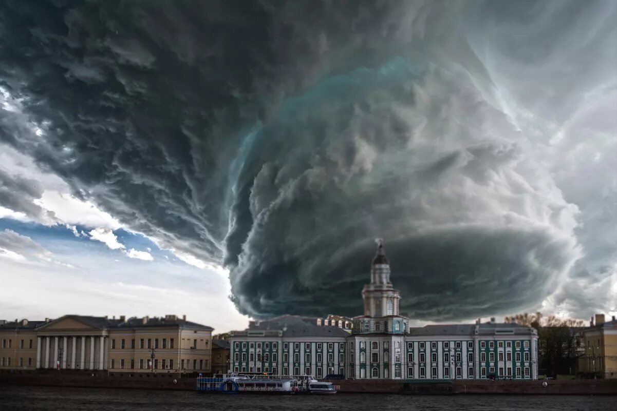 Гроза в санкт-петербурге. Облака закручиваются. Питерское небо. Санкт-петербург дождь. Небо над питером.