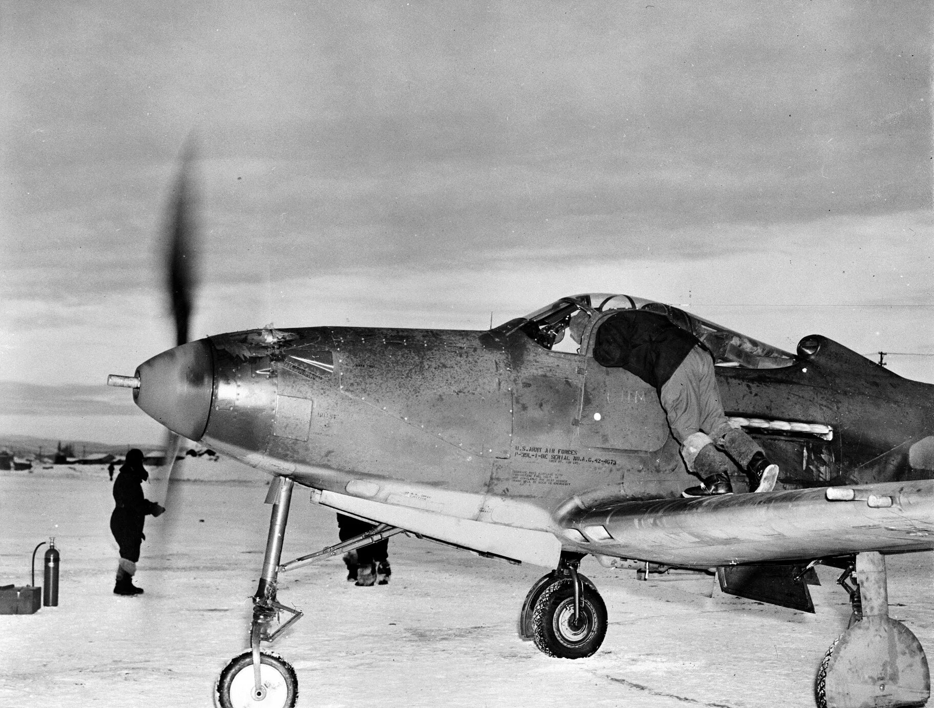 Bell p-39 airacobra. P-39 airacobra. Bell p-39 airacobra фото. история п 39. белл п-39 аэрокобра.