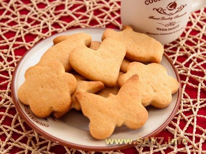 Рецепт печенек для детей. Фигурное печенье. печенье на рассоле. печенье для детей домашнее. творожное печенье для детей.