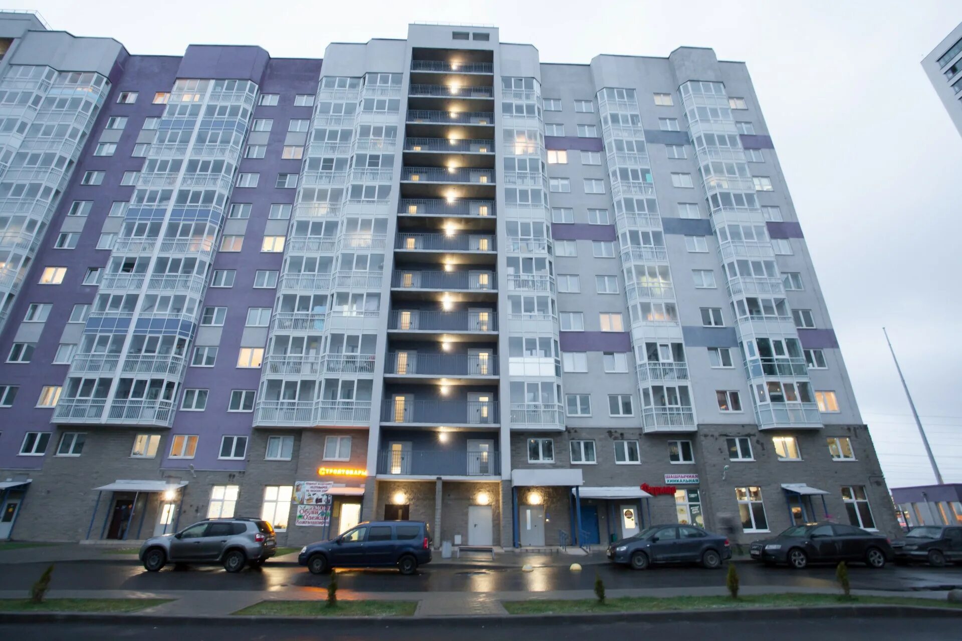 Проспект авиаторов балтики 11 1. Пр авиаторов балтики 11. пр. авиаторов балтики, 111. авиаторов балтики 11к1 подъезд.
