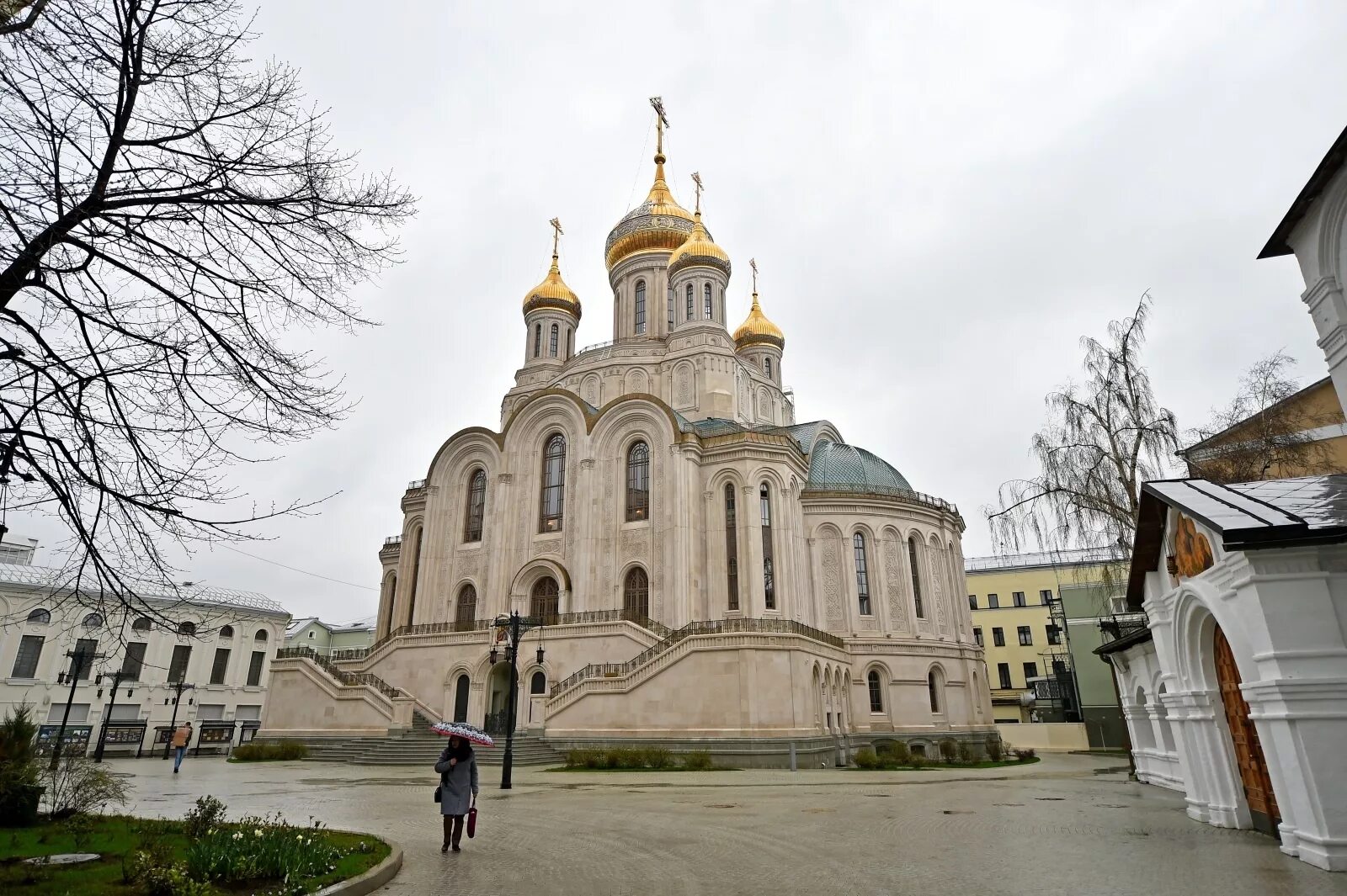 Храм в сретенском монастыре