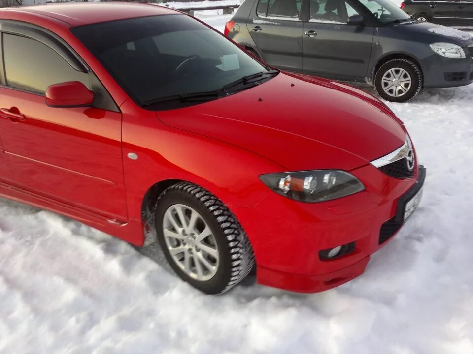 Краска мазда 3. Мазда 3 красная. 27b цвет Мазда 3. Mazda, цвет 27a - Velocity Red. Mazda 4.