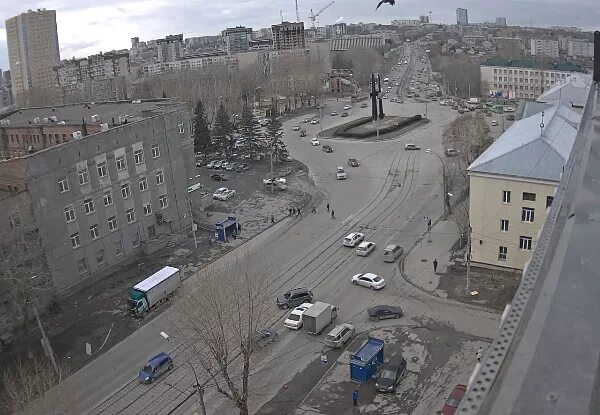 площадь сибиряков гвардейцев новосибирск. кольцо в г обь новосибирская. стела на площади калинина новосибирск. перекресток проспект кирова кольский проспект. вид на площадь калинина новосибирск.