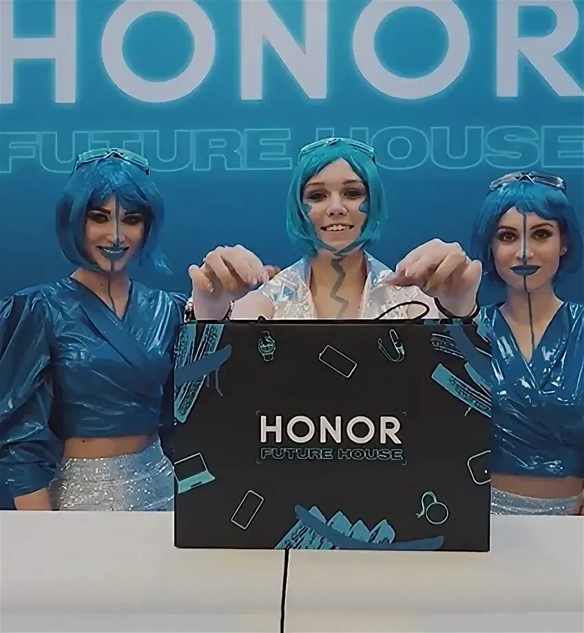 Хонор оф донат. Фанаты бренда Honor.