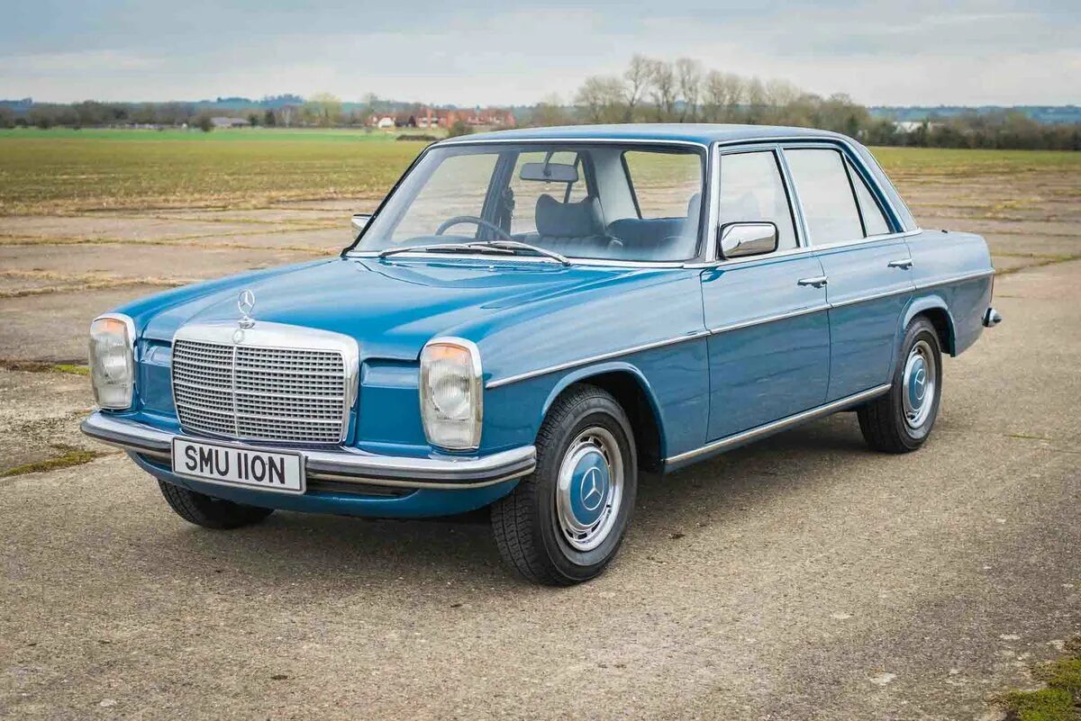 Mercedes w115. Mercedes-Benz w114/w115. Mercedes w115 Coupe. Mercedes-Benz w115 200.