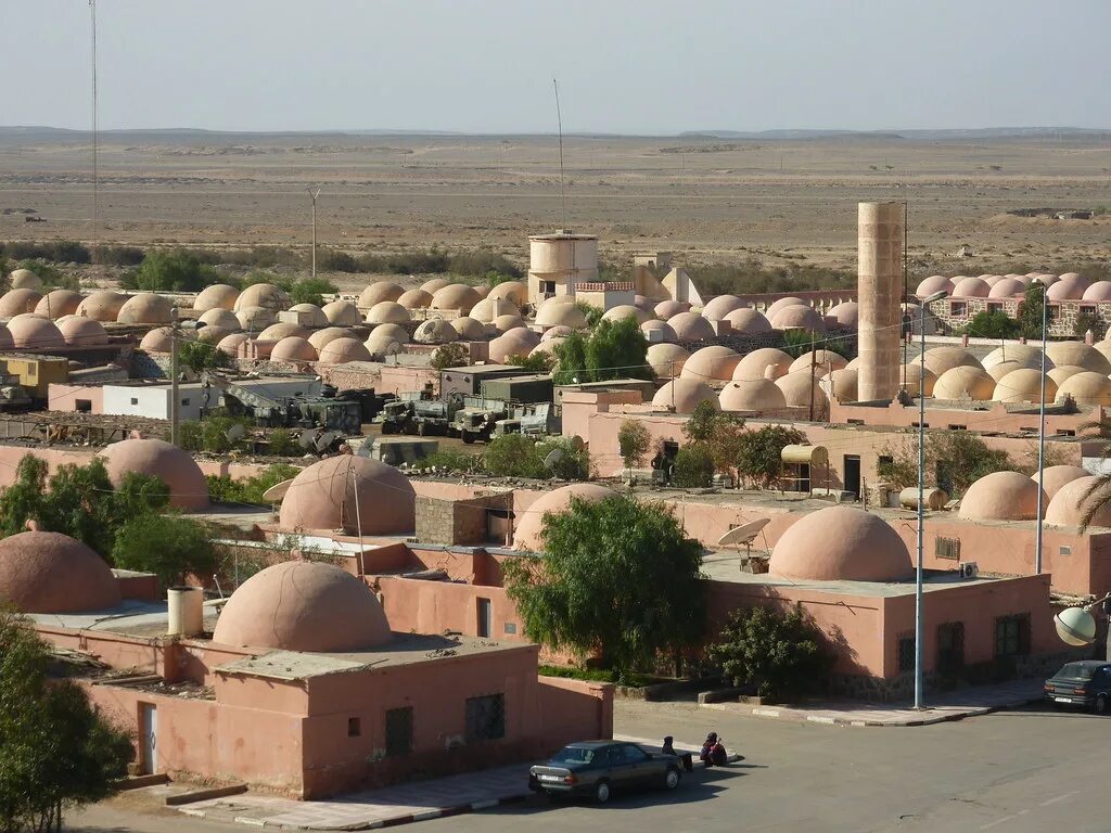 Страны западной сахары. Эль Аюн Западная сахара. Западная сахара государство столица. Сахарская арабская Демократическая Республика. Город Дахла Марокко.