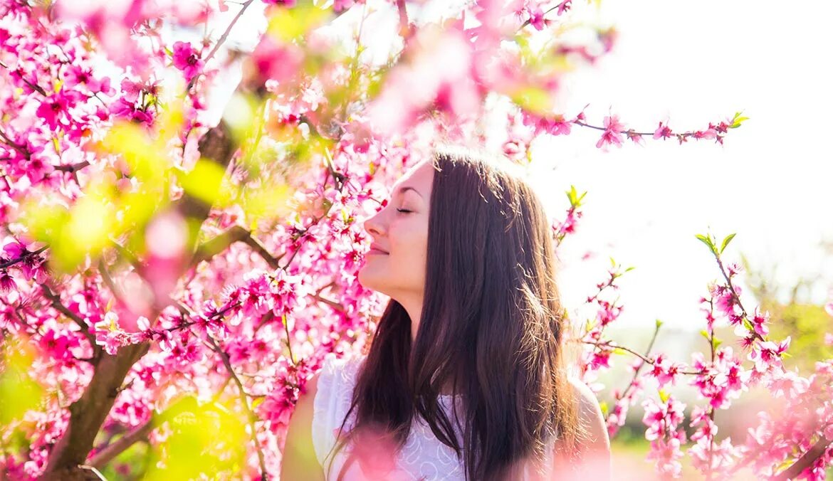 Spring women. Весенняя женщина.