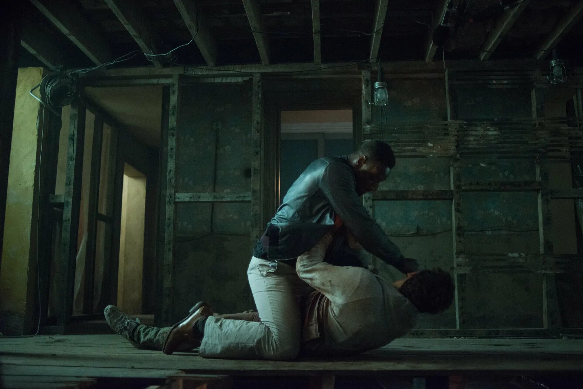 Деньги 2014. Лёгкие деньги фильм 2014 отзывы. Легкие деньги кино. Деньги 2014. Деньги кадр из фильма.