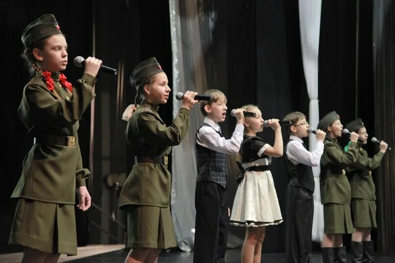 Стихи про зарницу. Протокол военно спортивной игры зарница. Зарница военно-патриотическая игра. Песня на зарницу. Зарница игра.