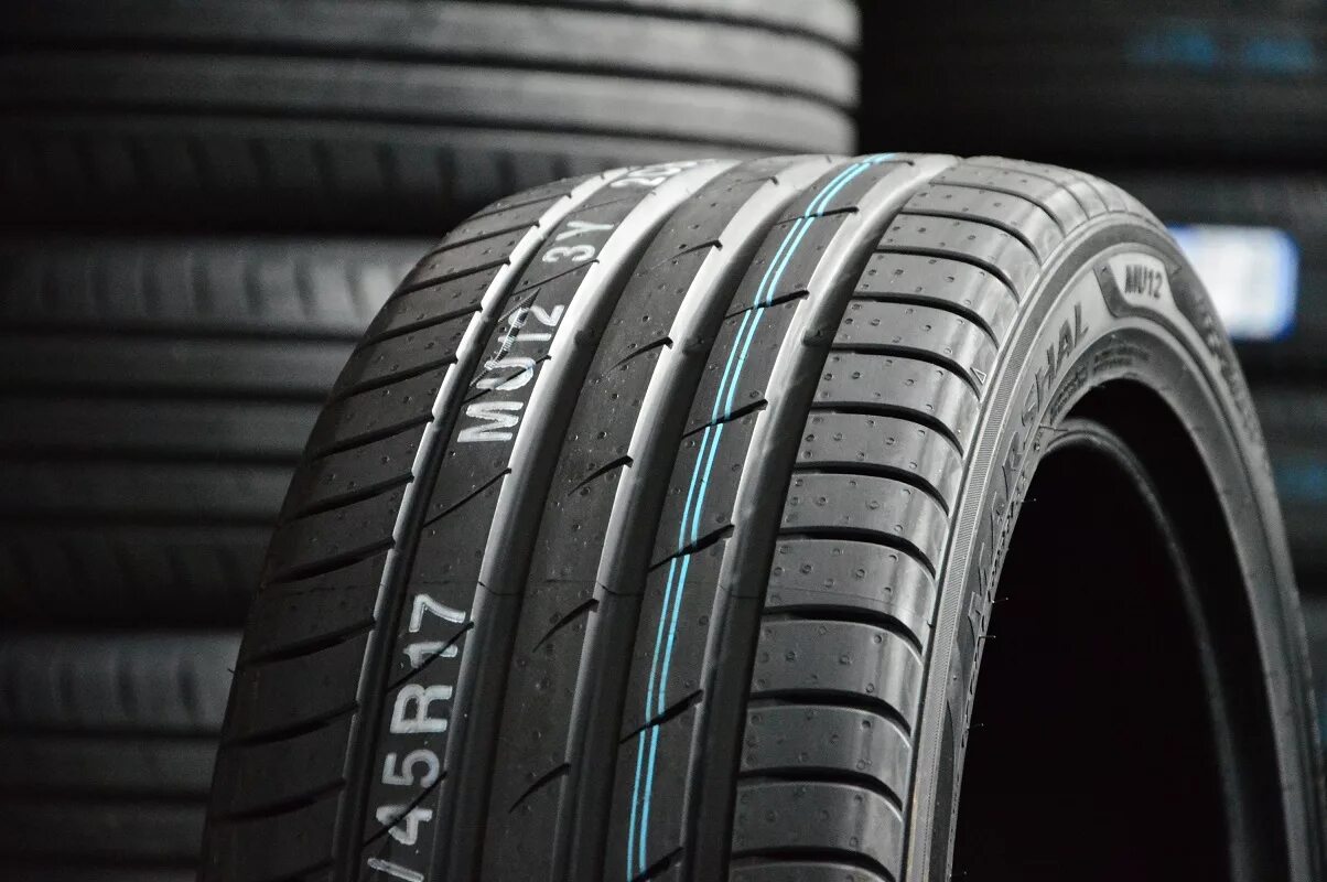 Шины Marshal mu12. 235/45 R17 Marshal mu12 97w. Marshal mu12 215/50 r17. Kumho(Marshal) mu-12. Кумхо 225 60 17 лето