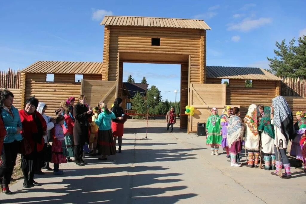 ханты-мансийский автономный округ - югра. набережная реки казым белоярский хмао. природный парк нумто хмао. казым белоярский район музей. сельское поселение казым белоярский район.