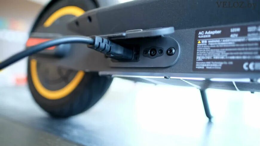 Как правильно зарядить аккумулятор электросамоката. Ninebot g30p зарядка. аккумулятор ninebot g30. ninebot max g30p аккумулятор. аккумулятор электросамоката ninebot g30p.