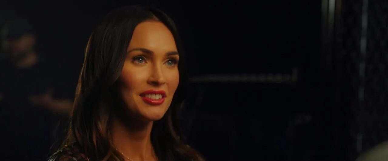 Above the shadows 2019. Возвышаясь над тенью 2019. Девушка-невидимка фильм 2019. Возвышаясь над тенью 2019. Девушка-невидимка фильм 2020.