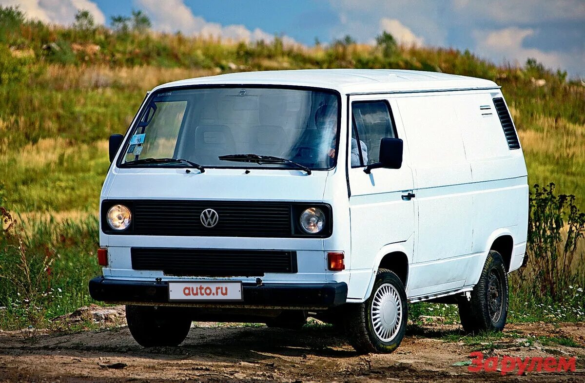 Vw transporter t3. Vw transporter t3. Volkswagen transporter 4 поколение. Volkswagen transporter t3 кемпер. Vw t3 caravelle gl.
