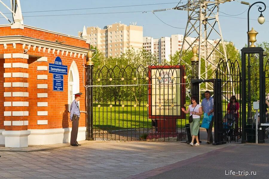 Царицыно шипиловская. Парк Царицыно Черногрязские ворота. Парк Царицыно КПП 2. 7 КПП Царицыно. Парк Царицыно КПП 11.